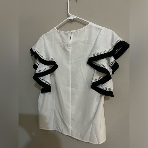 Shein white ruffle sleeve loose blouse with black detailing. - Picture 7 of 7